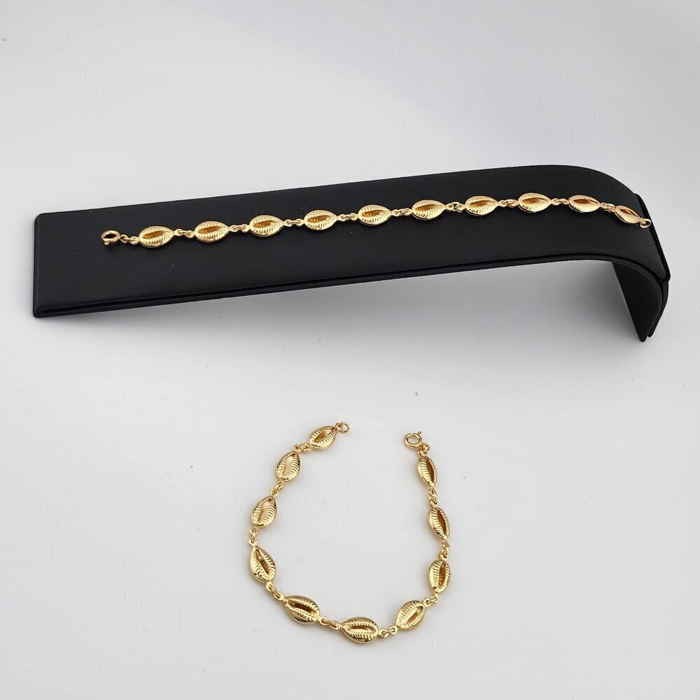Brand New Brazilian 18k Gold Filled Cowrie Shell Bracelet
